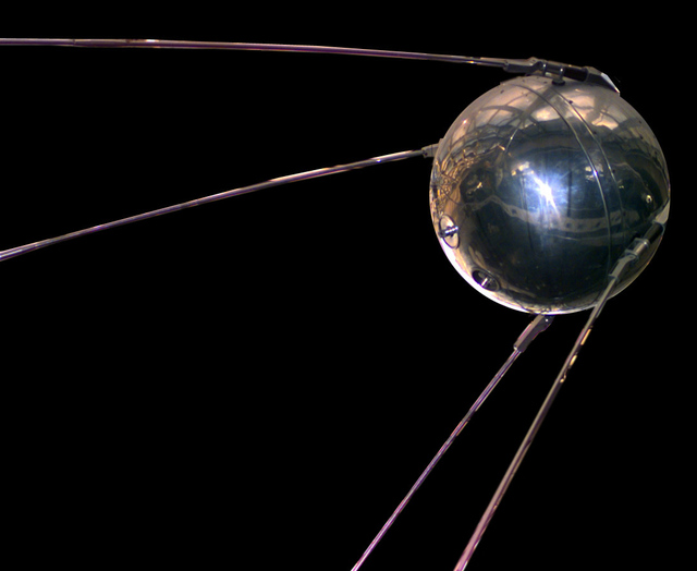 Sputnik replica (Wikimedia Commons)