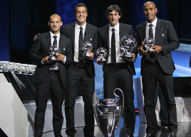 Sneijder, Julio Cesar, Milito, and Maicon - Club award winners
