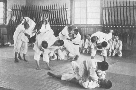 Jujitsu__28and_rifles_29_in_an_agricultural_school_medium
